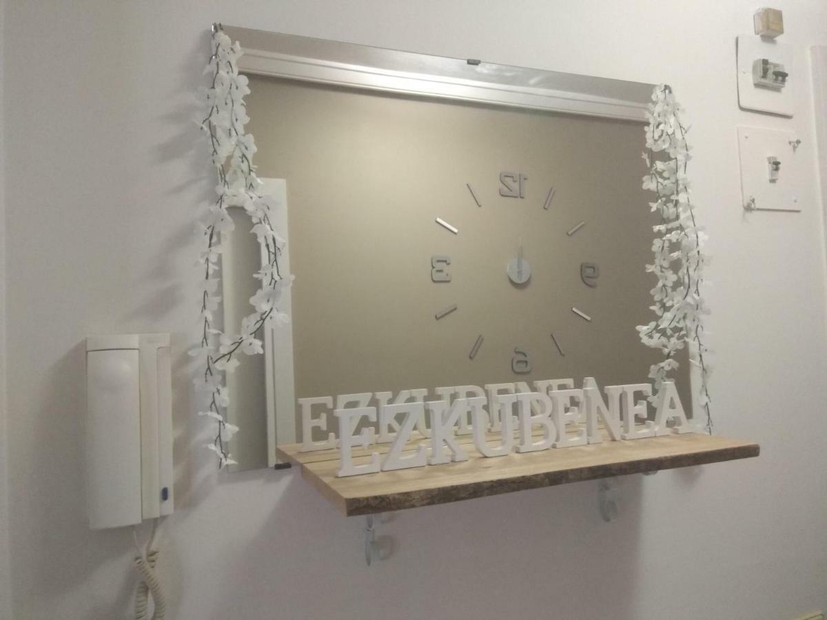 شقة Apartamento Ezkubenea Rentería المظهر الخارجي الصورة