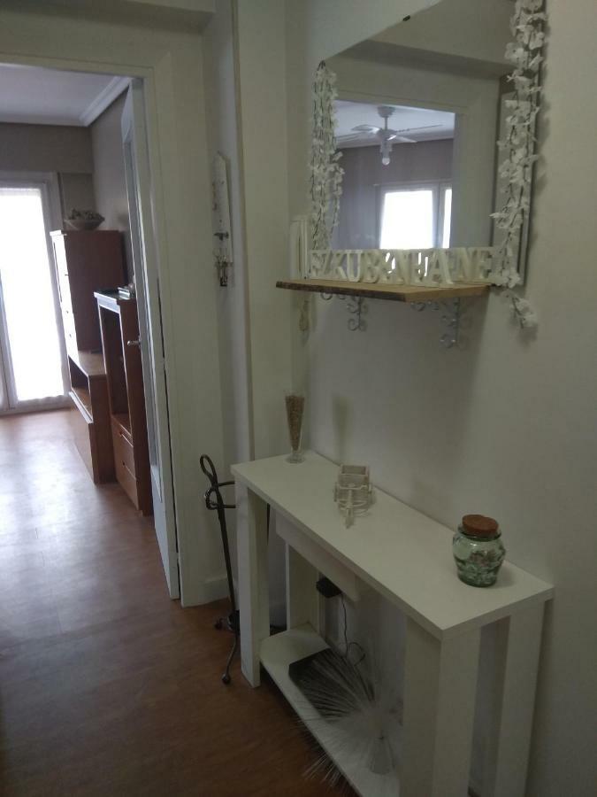 شقة Apartamento Ezkubenea Rentería المظهر الخارجي الصورة